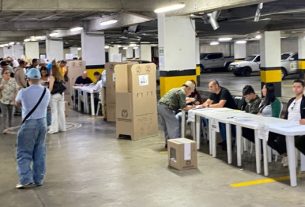 El ministro de Justicia, Jorge Iván Cuervo Restrepo, instaló el Puesto de Mando Unificado para vigilar el desarrollo de las elecciones en el Quindío