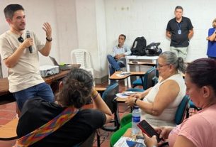 Alcaldía de Calarcá acompaña actualización catastral para garantizar transparencia en el proceso