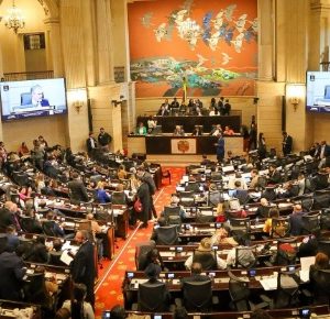 Gobierno presentó al Congreso el Presupuesto General de la Nación 2027 con un déficit de financiación de $30,2 billones