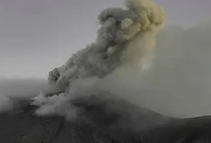 Emisión de ceniza del volcán Puracé obliga a suspender operaciones aéreas en Popayán