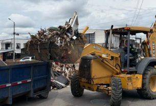 Empresas Públicas de Armenia retira más de 140 toneladas de escombros tras el terremoto