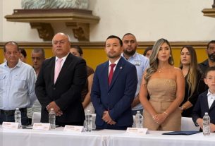 Génova celebró sus 123 años con ceremonia religiosa y homenajes a representantes de distintos sectores
